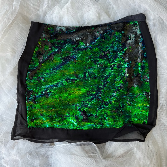 DollsKill Sequin Mini Skirt - Picture 3 of 6